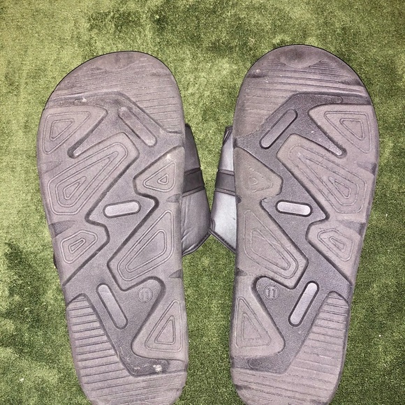 Mens Slides Sz. 11 - Picture 2 of 3
